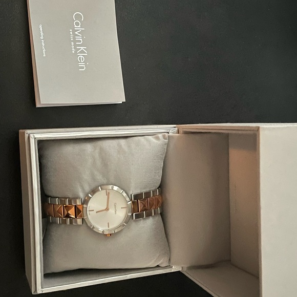 Edge Silver Dial Studded Ladies Watch - Picture 3 of 4